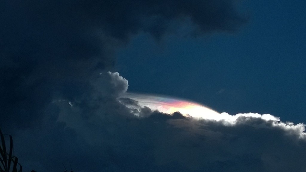 Rainbow cloud, amazing, on way back to KL from Earthship